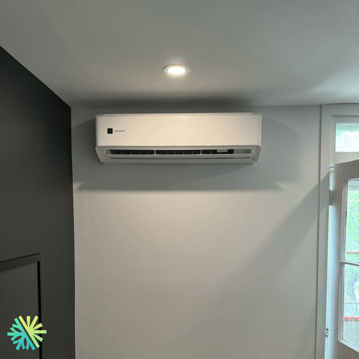 Installation of a Sharp ZU1 Mini Split Heat Pump in Île-Bizard–Sainte-Geneviève