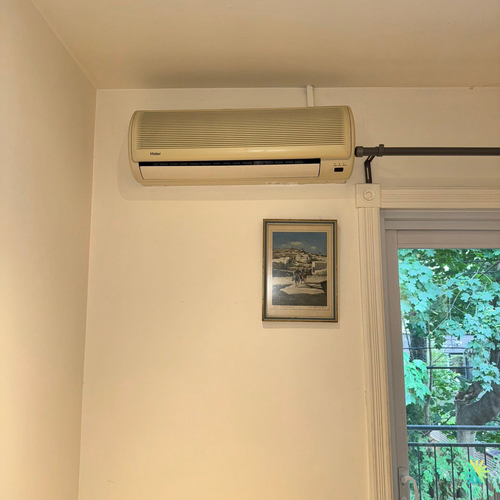 Réparation d’un climatiseur mural Haier à Côte-des-Neiges–Notre-Dame-de-Grâce