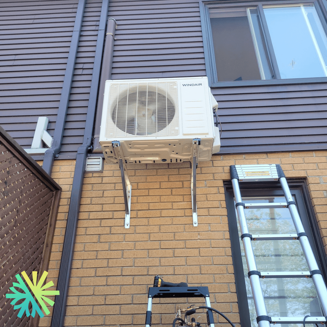 Installation of a Windair Series 17 Wall-Mounted Air Conditioner in Saint-Léonard, Montreal