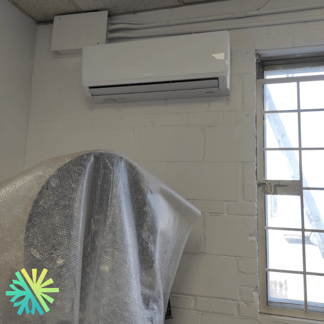 Installation d'un climatiseur mini-split Gree Vireo GEN3 à Dorval, Montréal