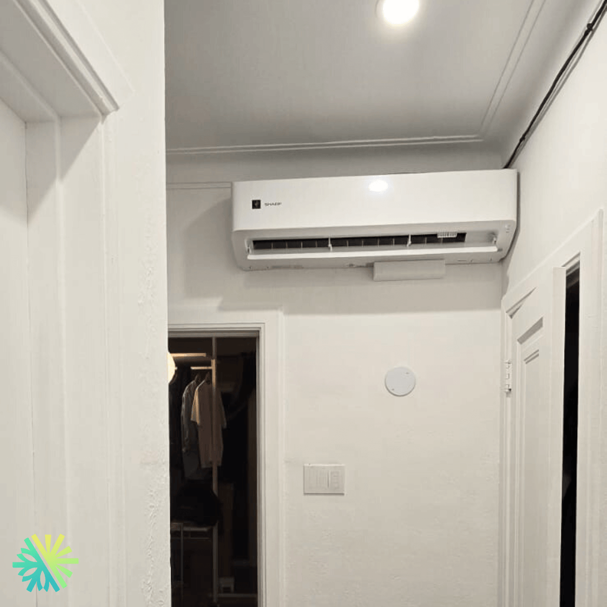 Installation d’une thermopompe murale Sharp ZU1 à Bois-des-Filions