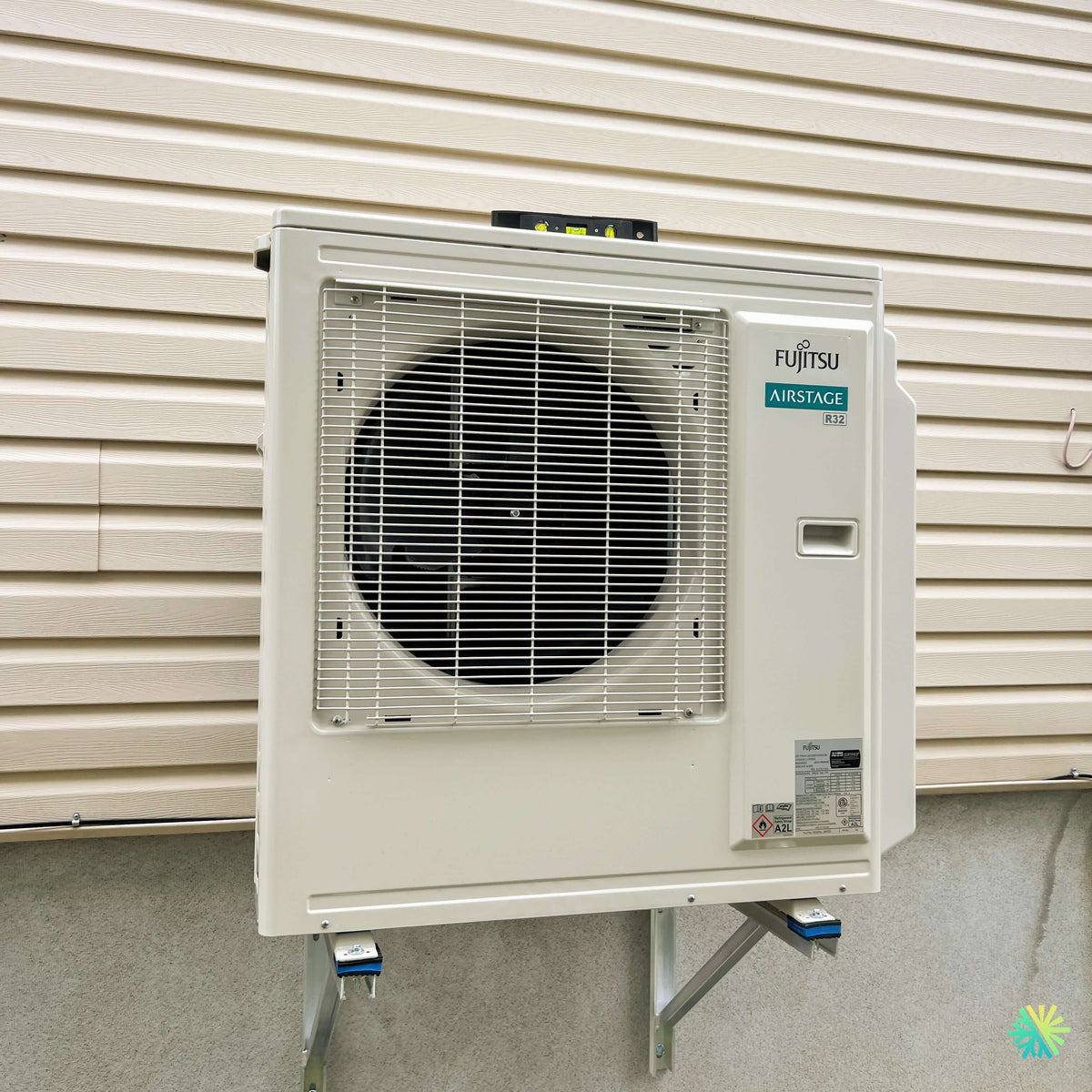 Installation of a Fujitsu Aquila XLTH three-zone heat pump in Saint-Robert
