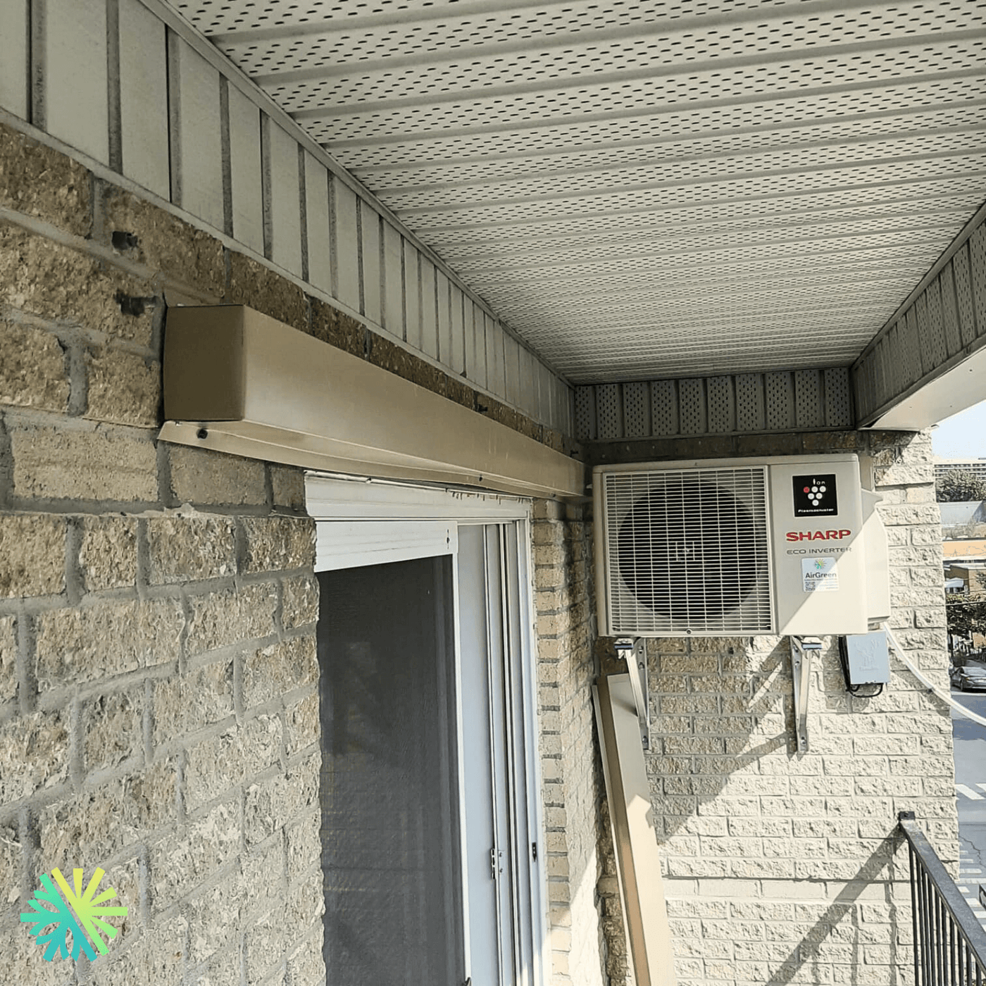 Petits espaces, grand confort : la magie des unités plancher-plafond dans les condos de Montréal