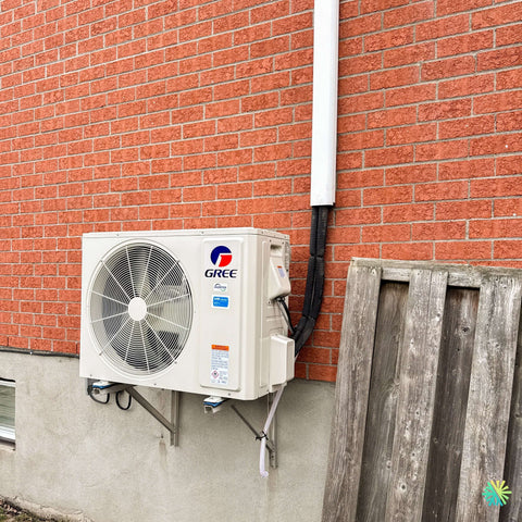 Installation of a GREE CROSSOVER R32 wall-mounted heat pump in Chomedey, Laval