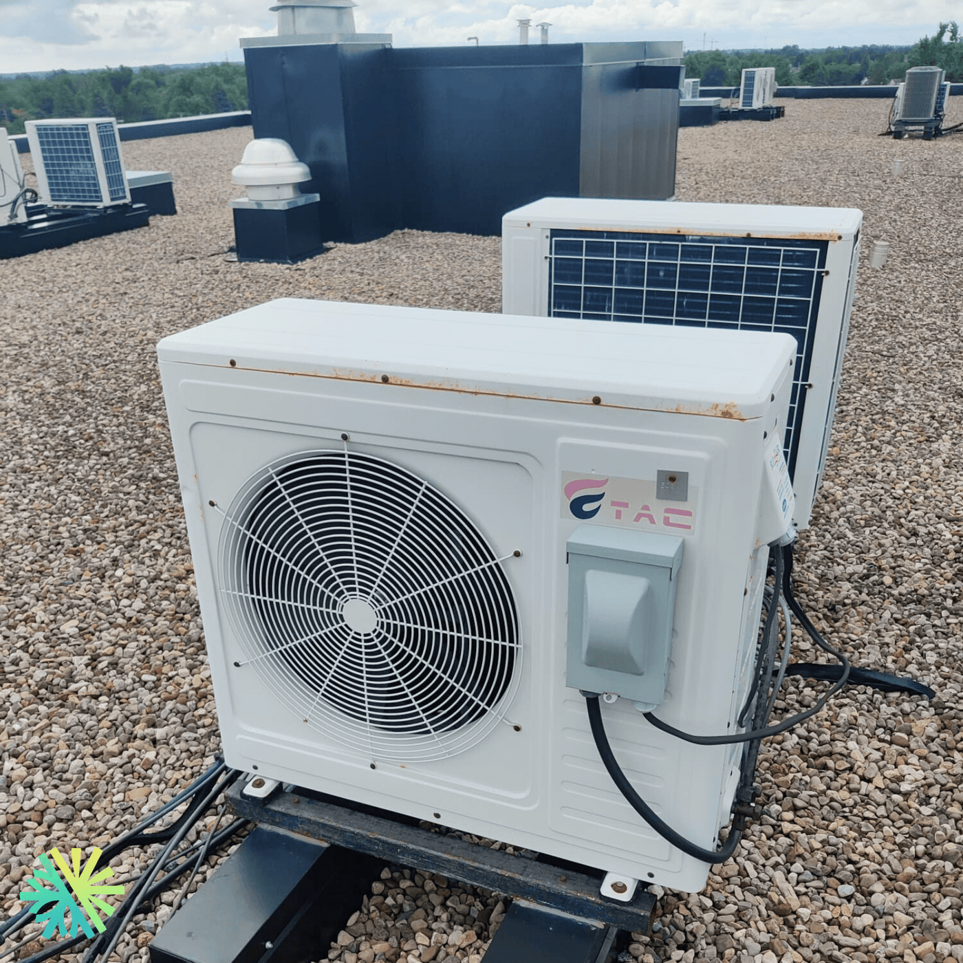 Réparation d’une thermopompe mini split TAC à Montréal