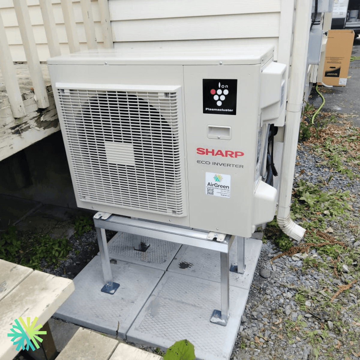 Installation of a Sharp ZU1 Mini Split in Sainte-Catherine, South Shore