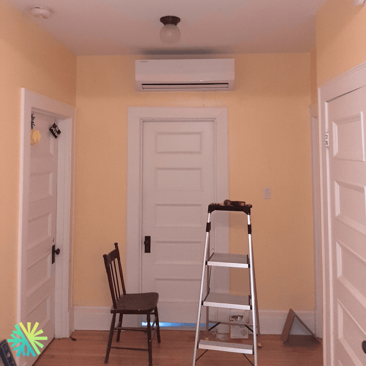 Installation d’une thermopompe murale Tosot LomoPlus UltraHeat à Varennes