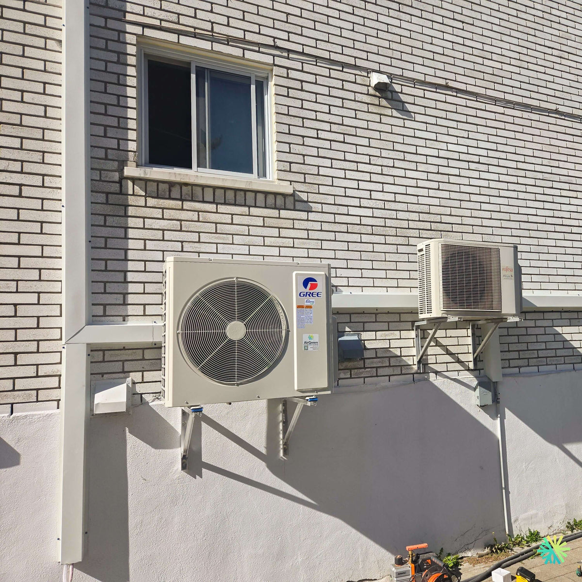 Installation of a GREE FREE MATCH R32 Quad-Zone 4-head heat pump in Montreal
