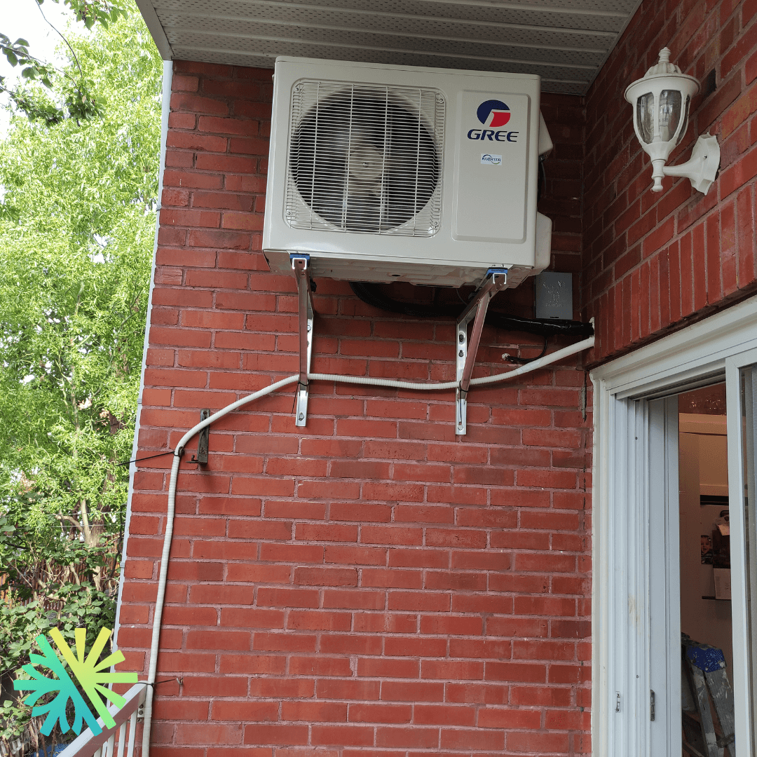 Installation of a Gree Vita Wall-Mounted Air Conditioner in Longueuil
