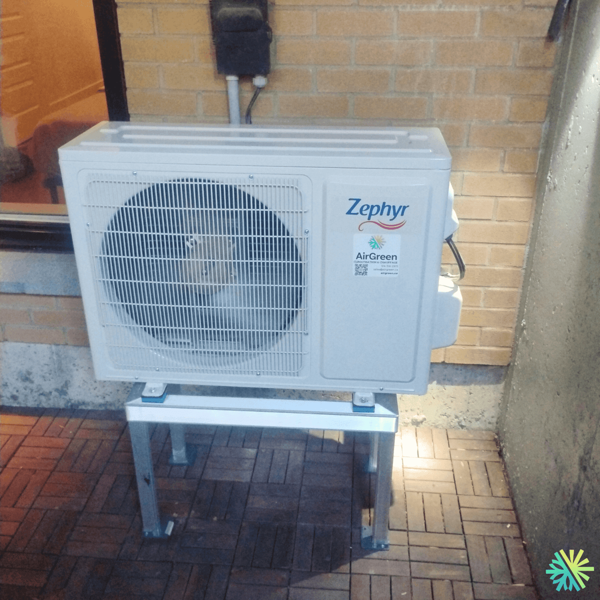 Installation d’une thermopompe murale Zephyr à Rosemont–La Petite-Patrie