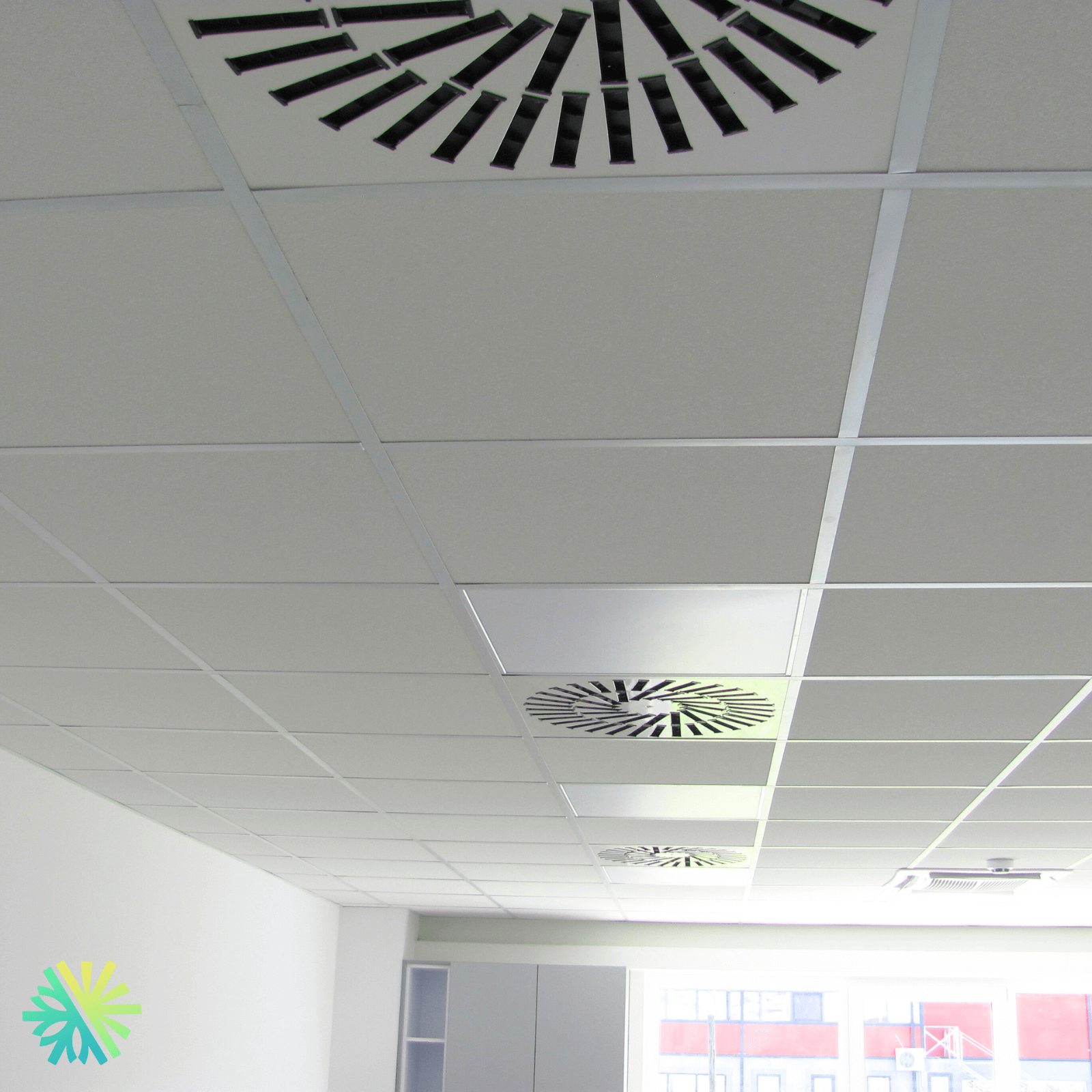 Installation de CVC Commercial dans un Immeuble de Bureaux sur la Rive-Sud