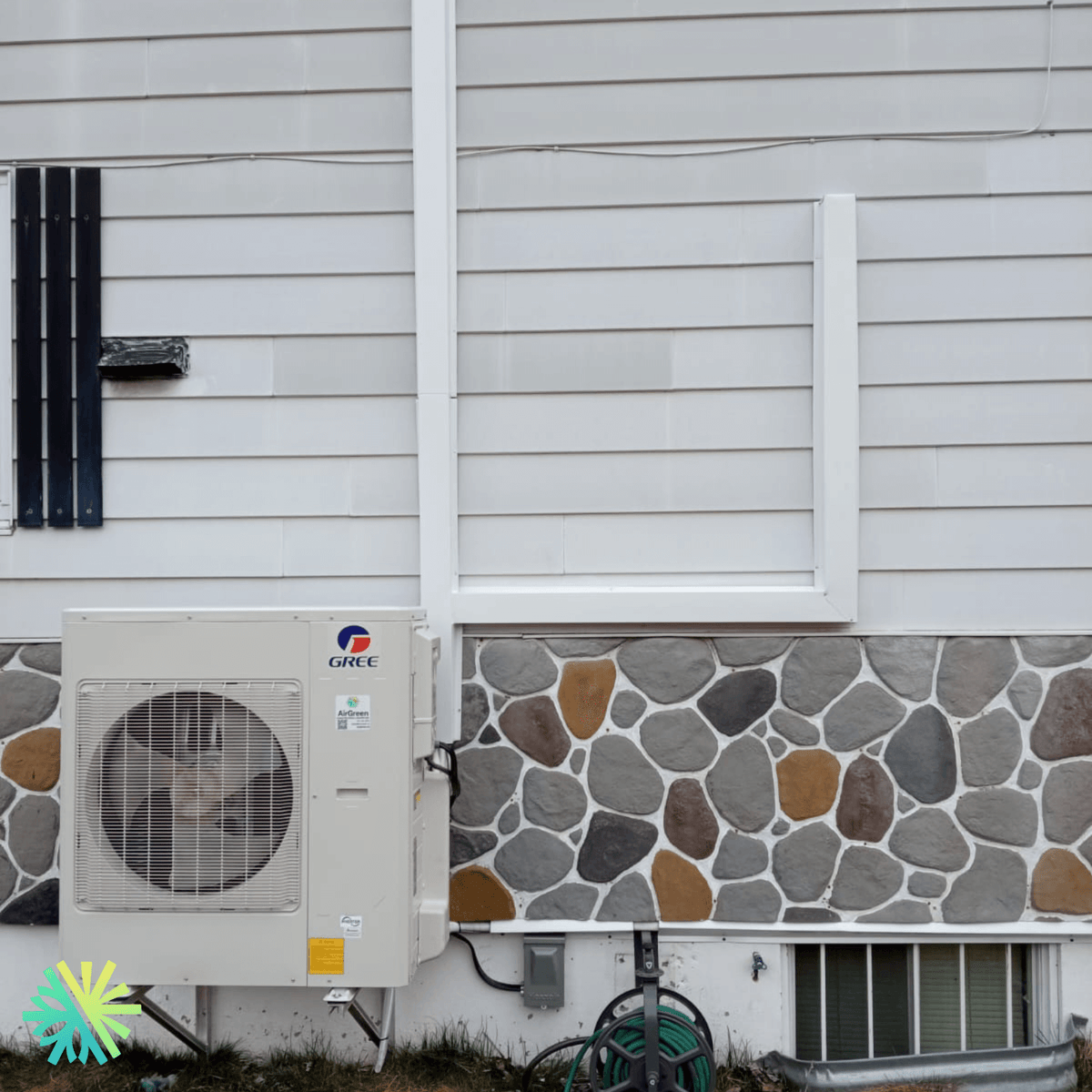 Installation of a Gree Free Match Extreme TripleZone Heat Pump in Laval