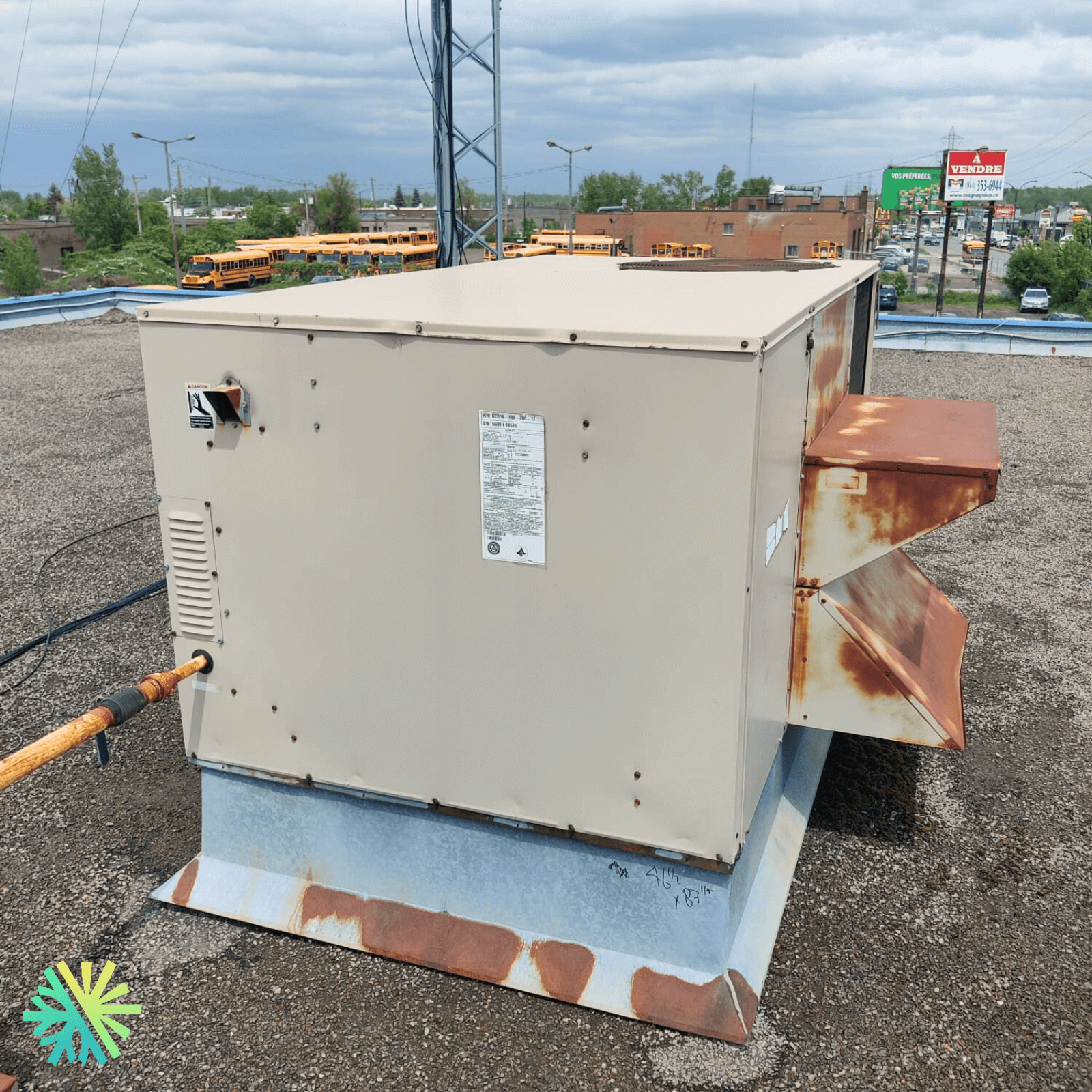 Réparation d’un CVC Lennox sur le toit à la Rive-Sud