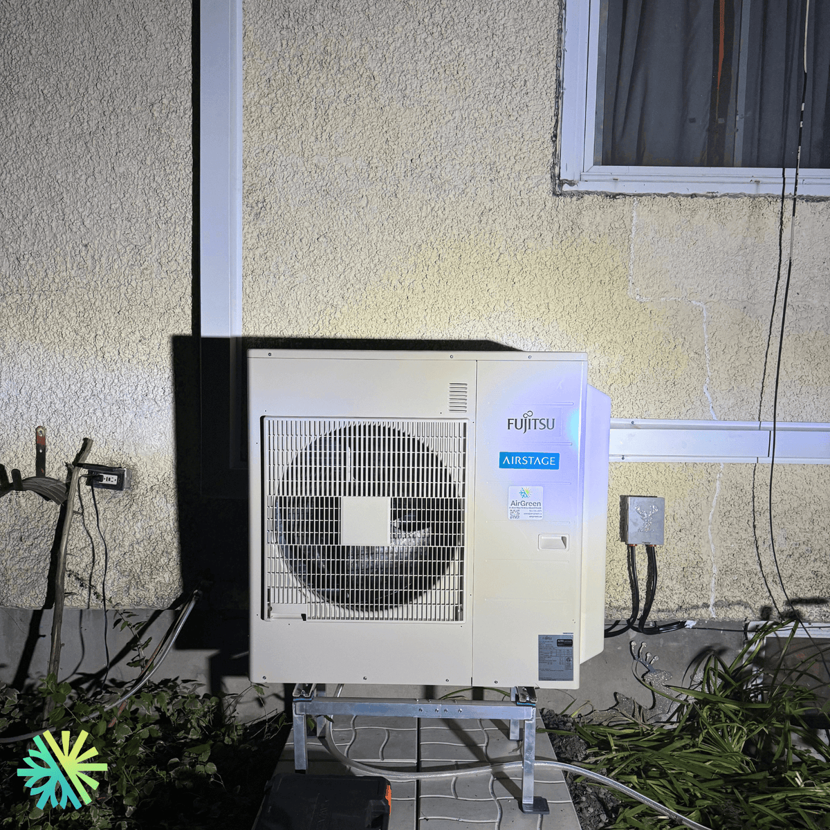Installation of a Fujitsu RLXFZH DoubleZone Heat Pump in Brossard, South Shore
