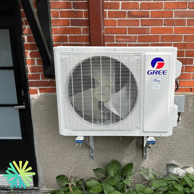 Installation of a Gree Crossover wall-mounted heat pump in Saint-Lambert