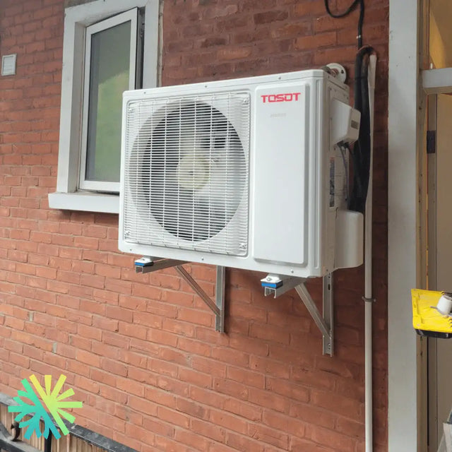 Installation of a Tosot Lomo 23 wall-mounted heat pump in Lorraine, North Shore