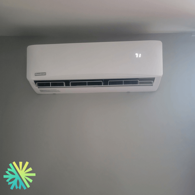 Installation of a Goodman 21 SEER Wall-Mounted Heat Pump in Pierrefonds-Roxboro, Montreal