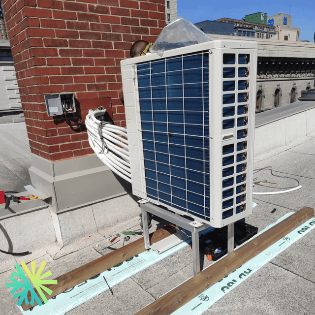 Installation of a Gree FreeMatch Extreme 5 Zone Heat Pump in Ville-Marie, Montreal