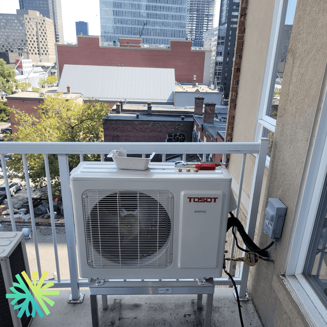 Installation of a Tosot Lomo 23 Wall-Mounted Heat Pump in Ville-Marie, Montreal