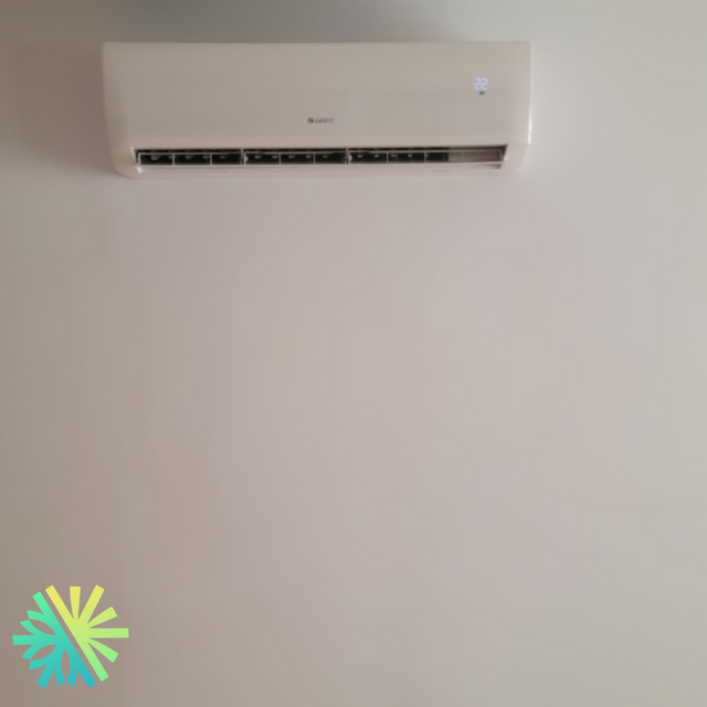 Installation of a Gree Extreme Wall-Mounted Heat Pump in Lachine, Montreal