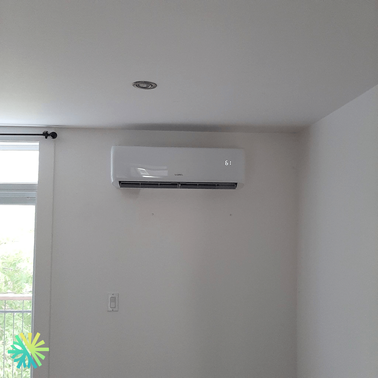 Installation d'une thermopompe murale GREE LIVO GEN4 à Saint-Michel, Montréal