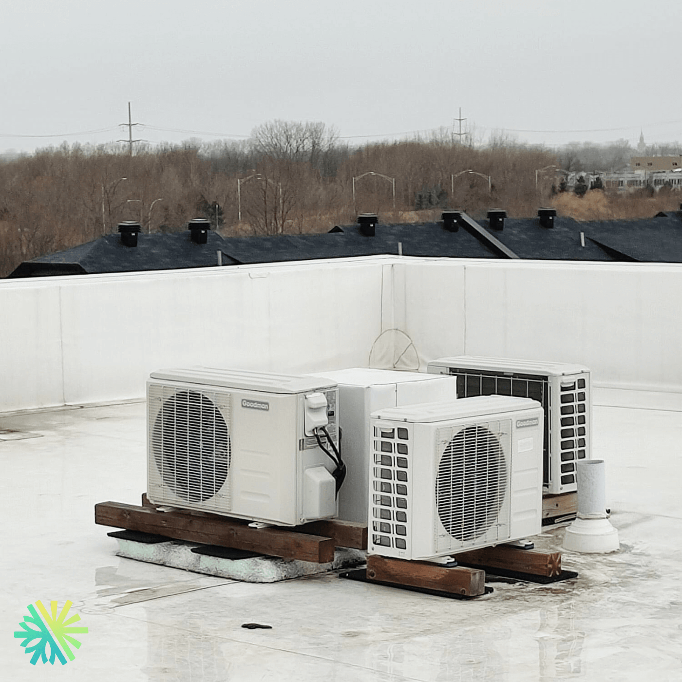 Réparation d'une thermopompe Mini Split Goodman sur la Rive Nord