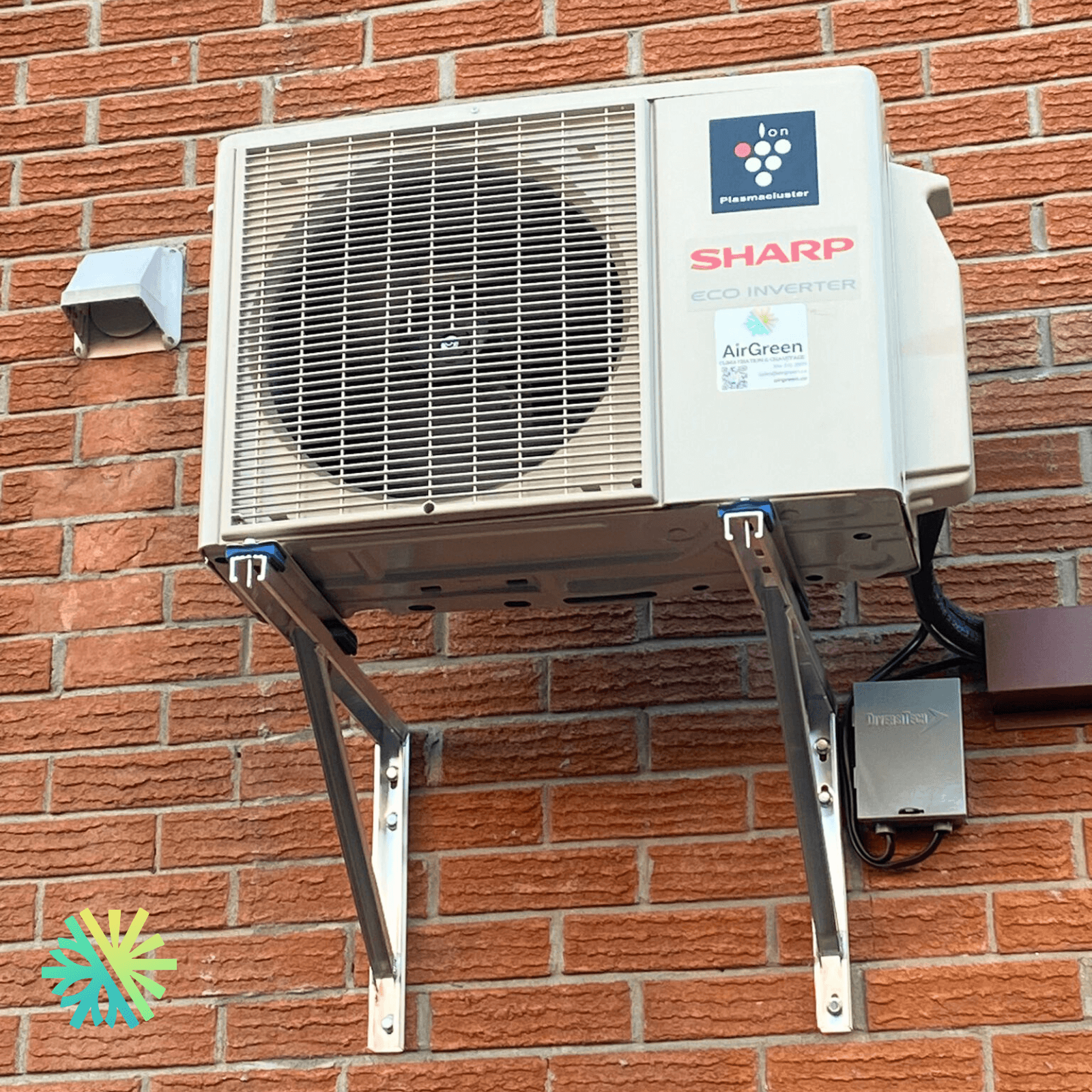 Installation d’une thermopompe murale SHARP ZHU1 à Montréal-Nord