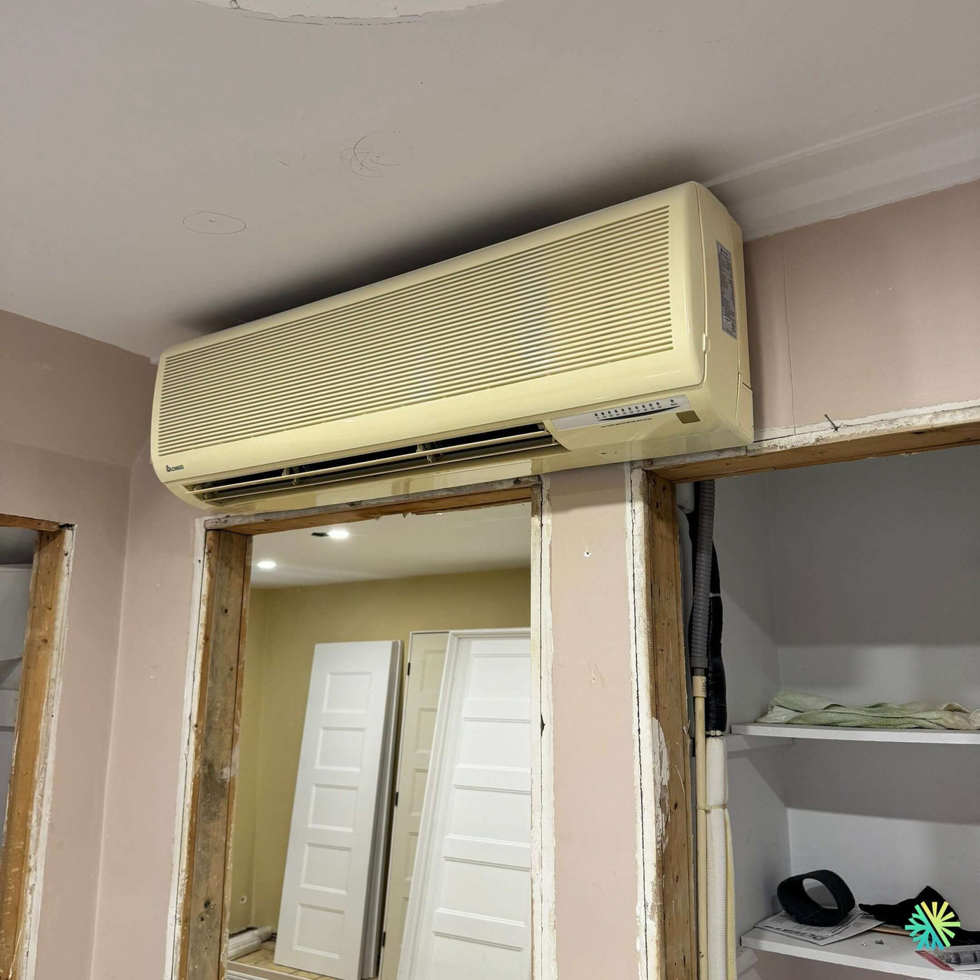 Installation d’une Fujitsu thermopompe murale à Chomedey (Laval)