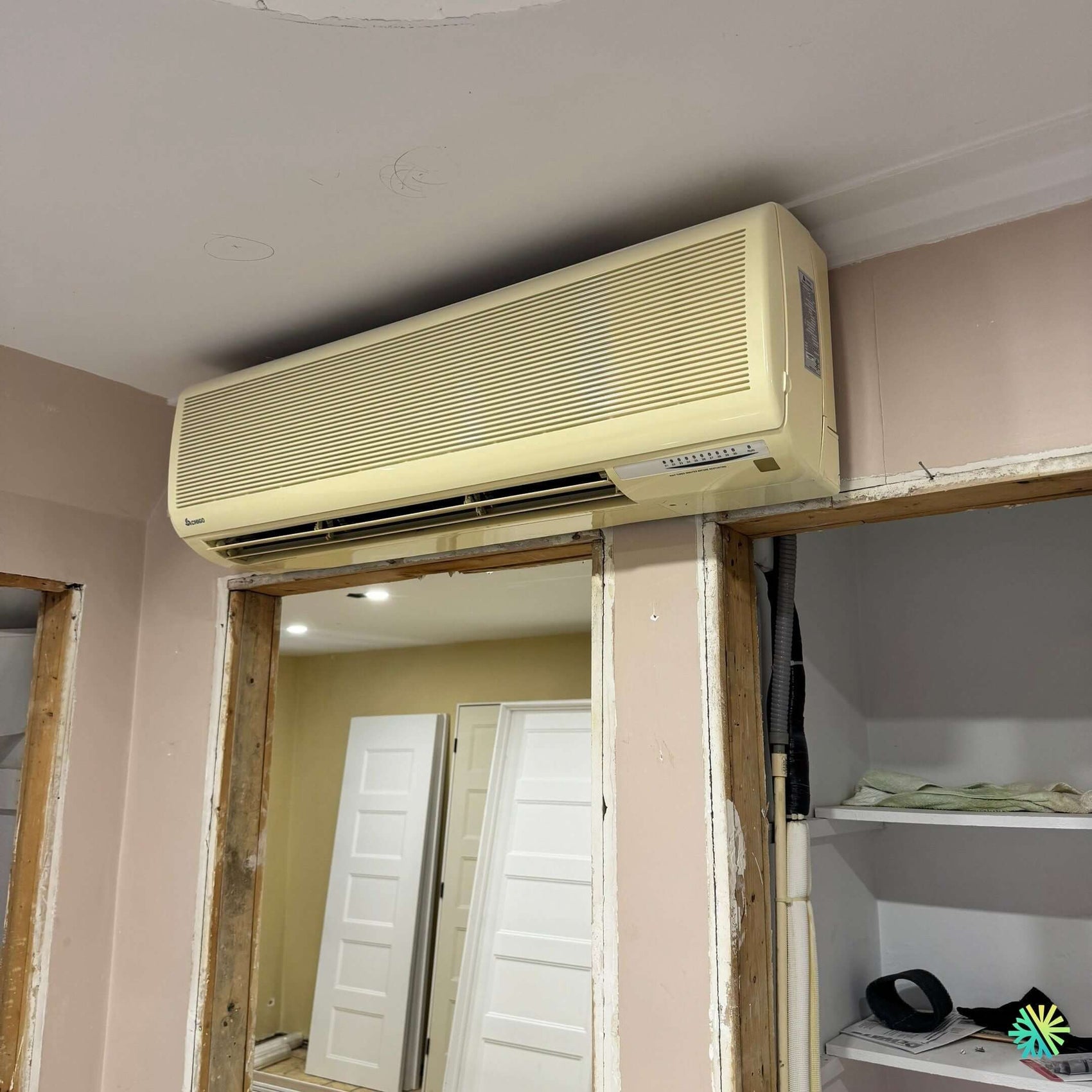 Installation d’une Fujitsu thermopompe murale à Chomedey (Laval)