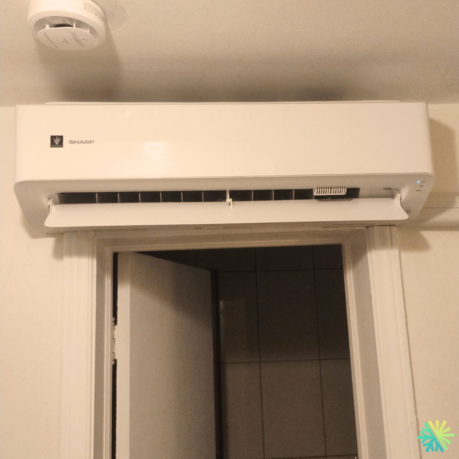 Installation d’une thermopompe murale Sharp à Rosemont–La Petite-Patrie (Montréal)