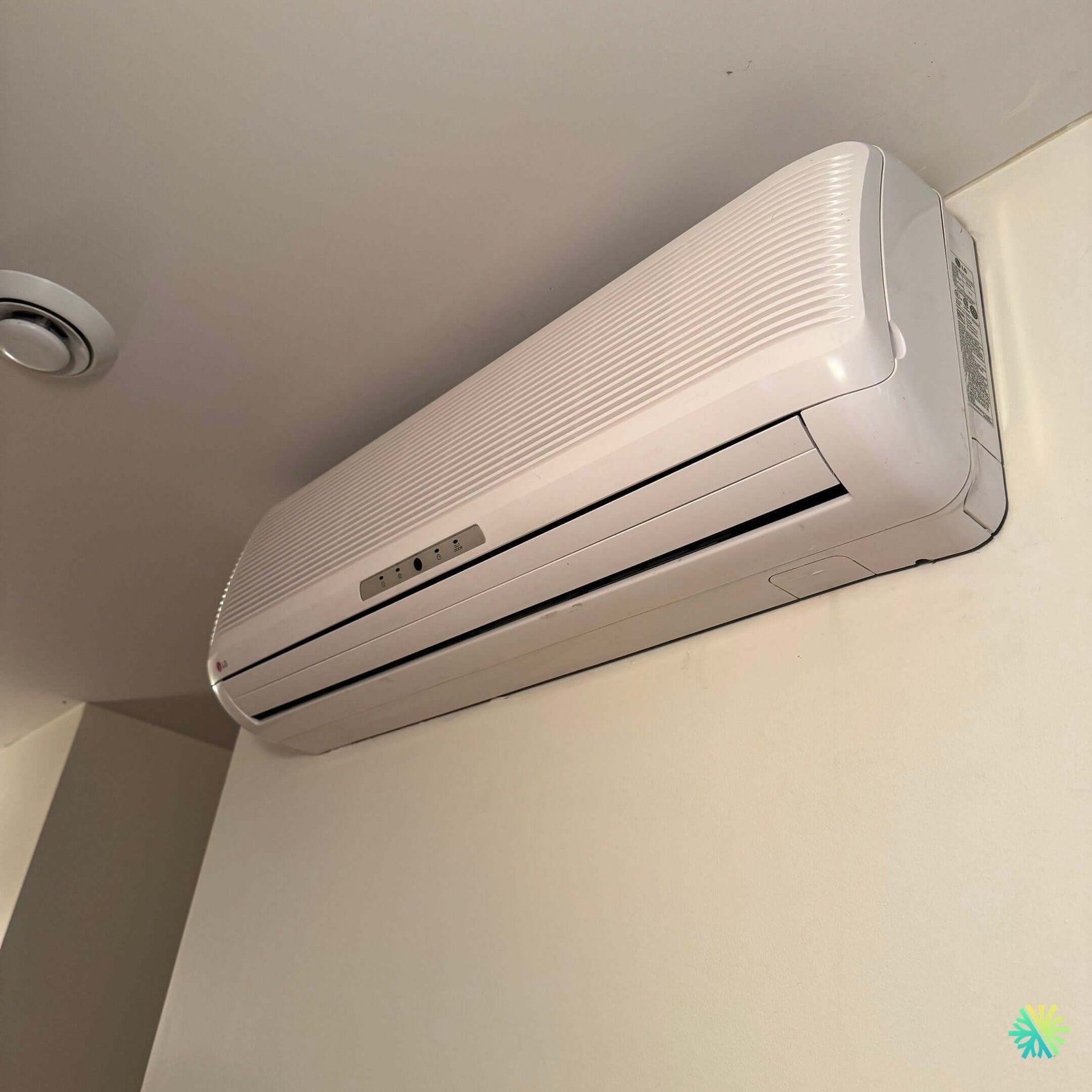 Installation d’une LG thermopompe murale à Île-des-Sœurs