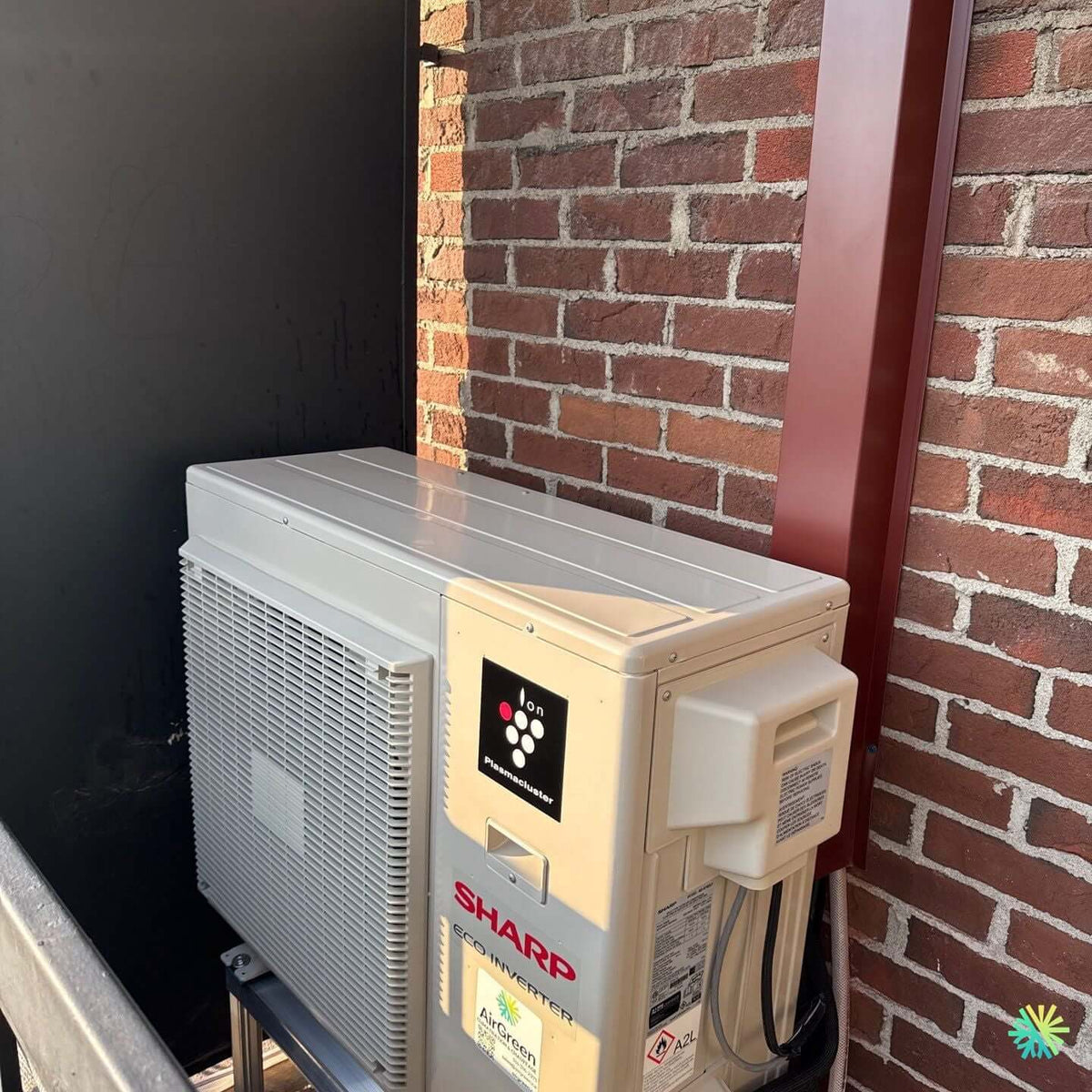 Installation d’une Sharp ZHU1 thermopompe murale à Le Sud-Ouest (Montréal)