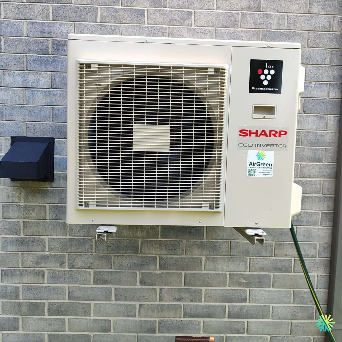Installation d’une Sharp ZU1 thermopompe murale à Chomedey (Laval)