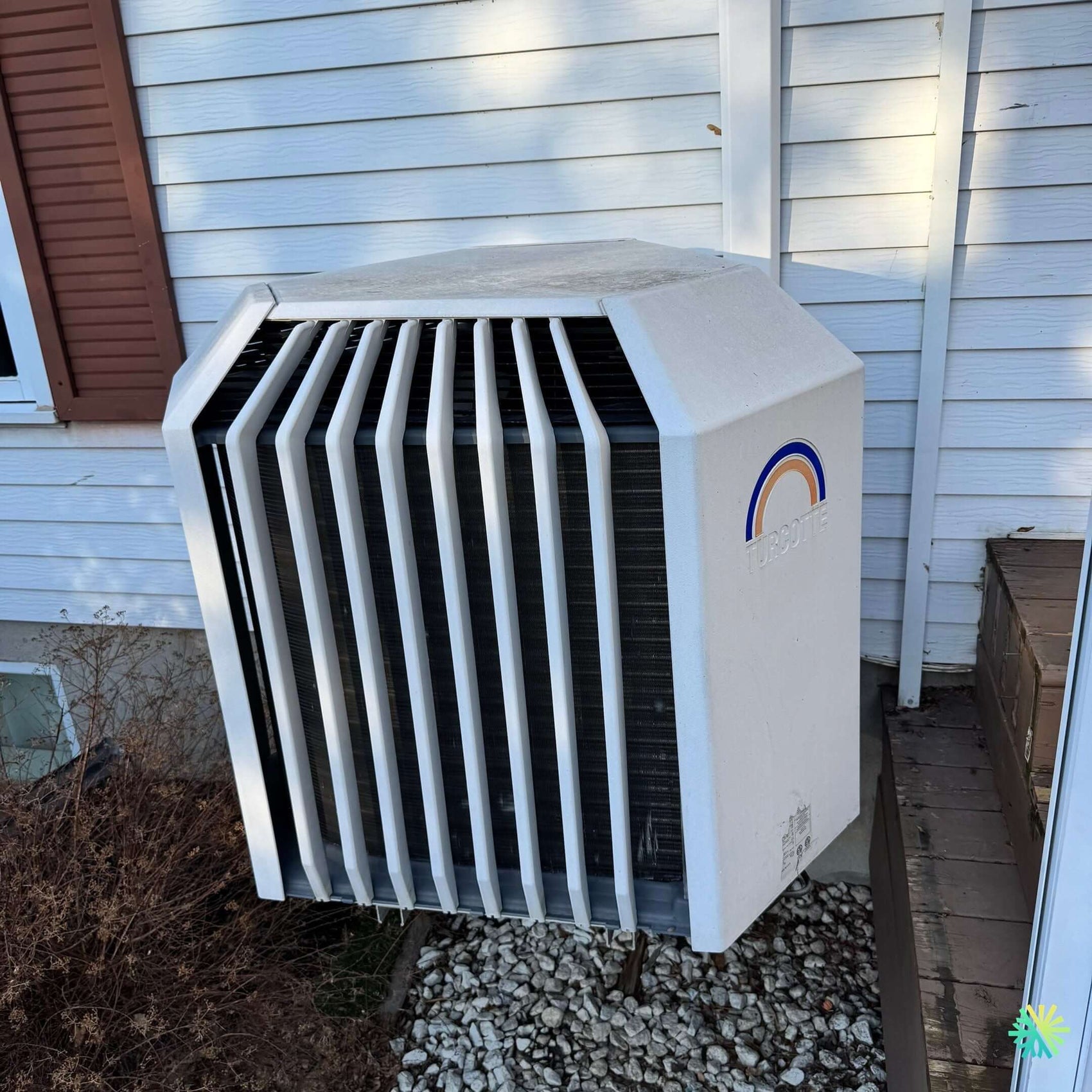 Réparation d’une thermopompe centrale Turbo Aire à Sainte-Thérèse