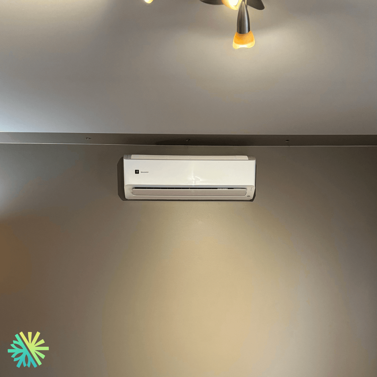 Installation of a SHARP BU Triple-Zone Heat Pump in Saint-Bruno