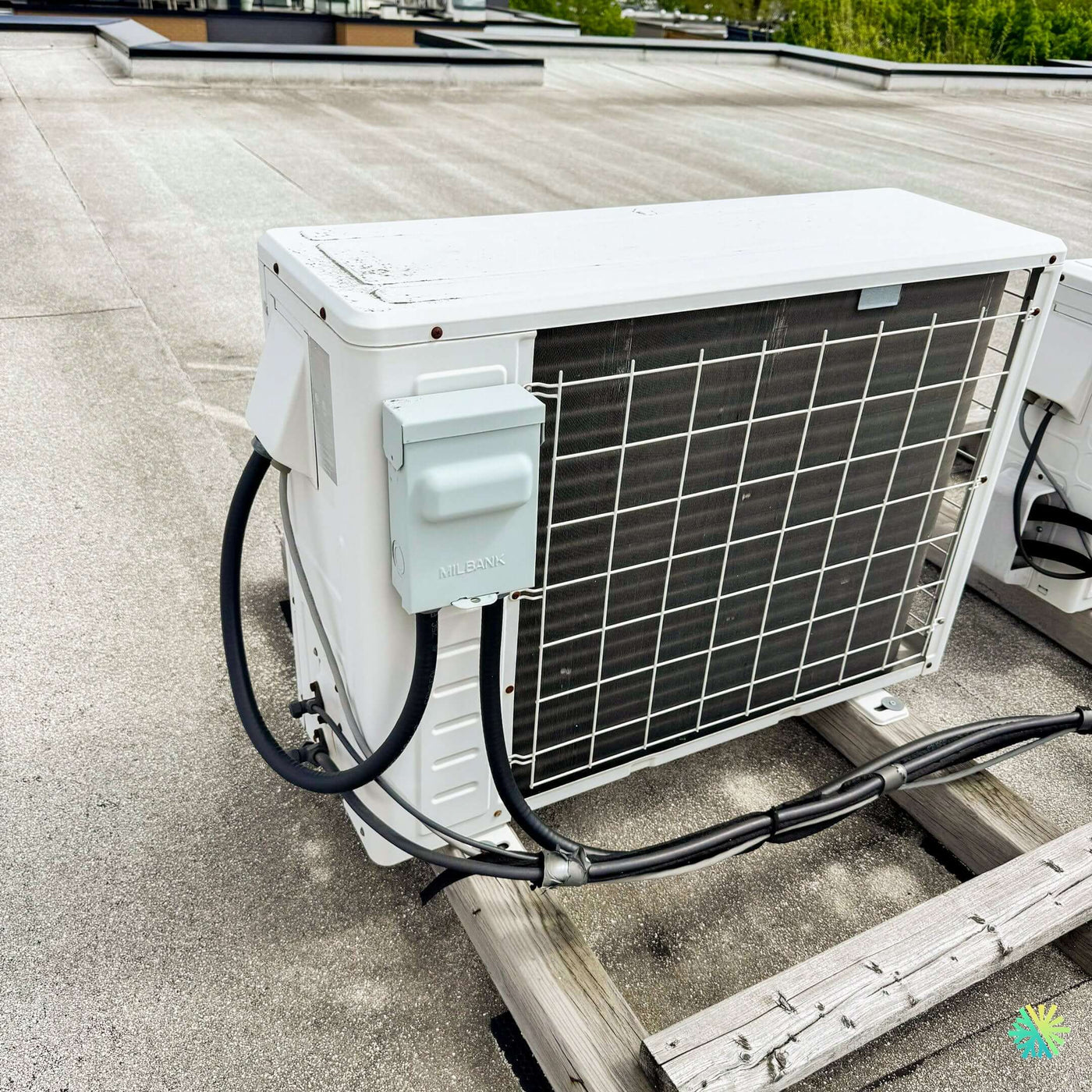 Comment AirGreen a sauvé une résidence à Longueuil grâce à une thermopompe murale en urgence (histoire vraie)