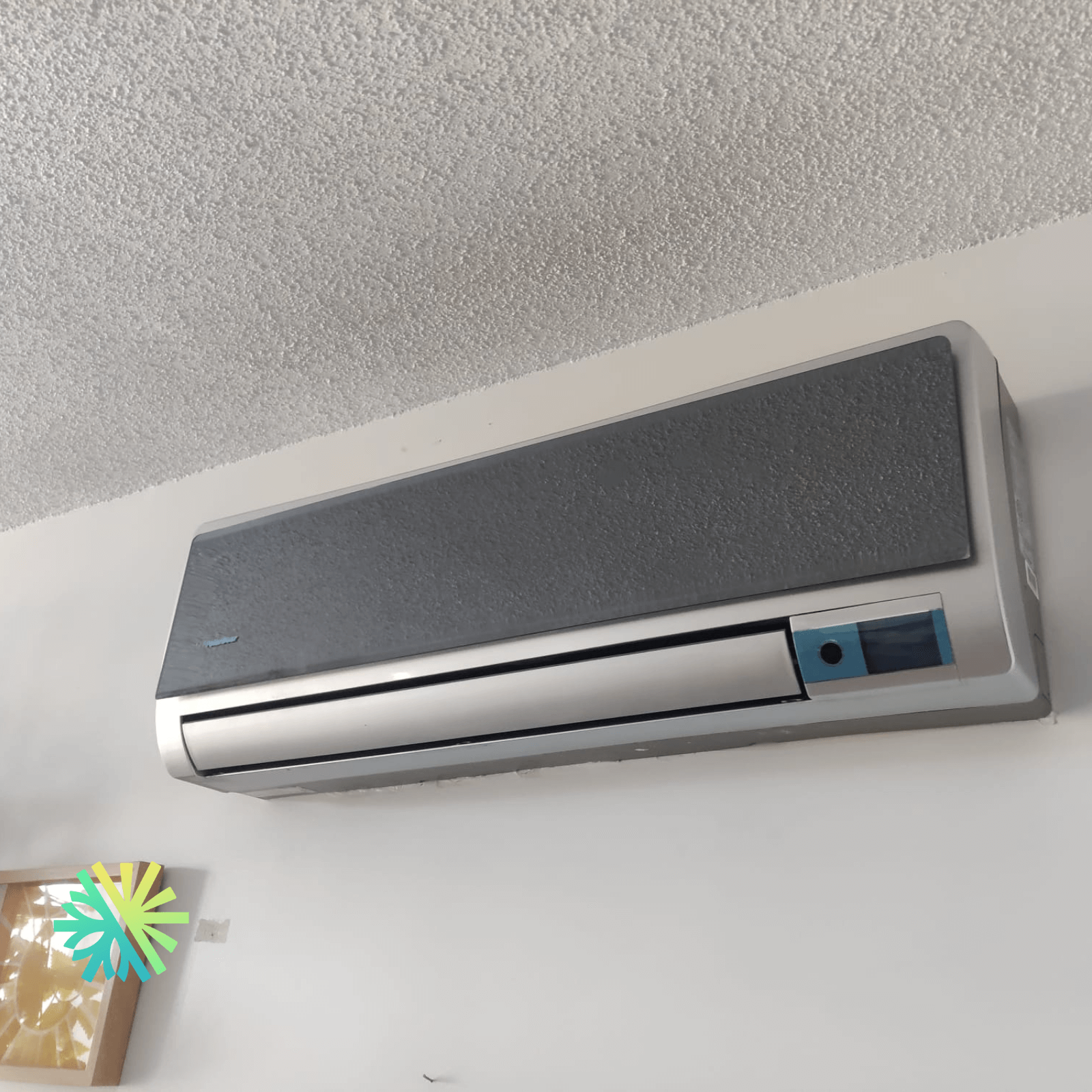 Service de réparation d’une thermopompe Mini Split PolarBear à Laval