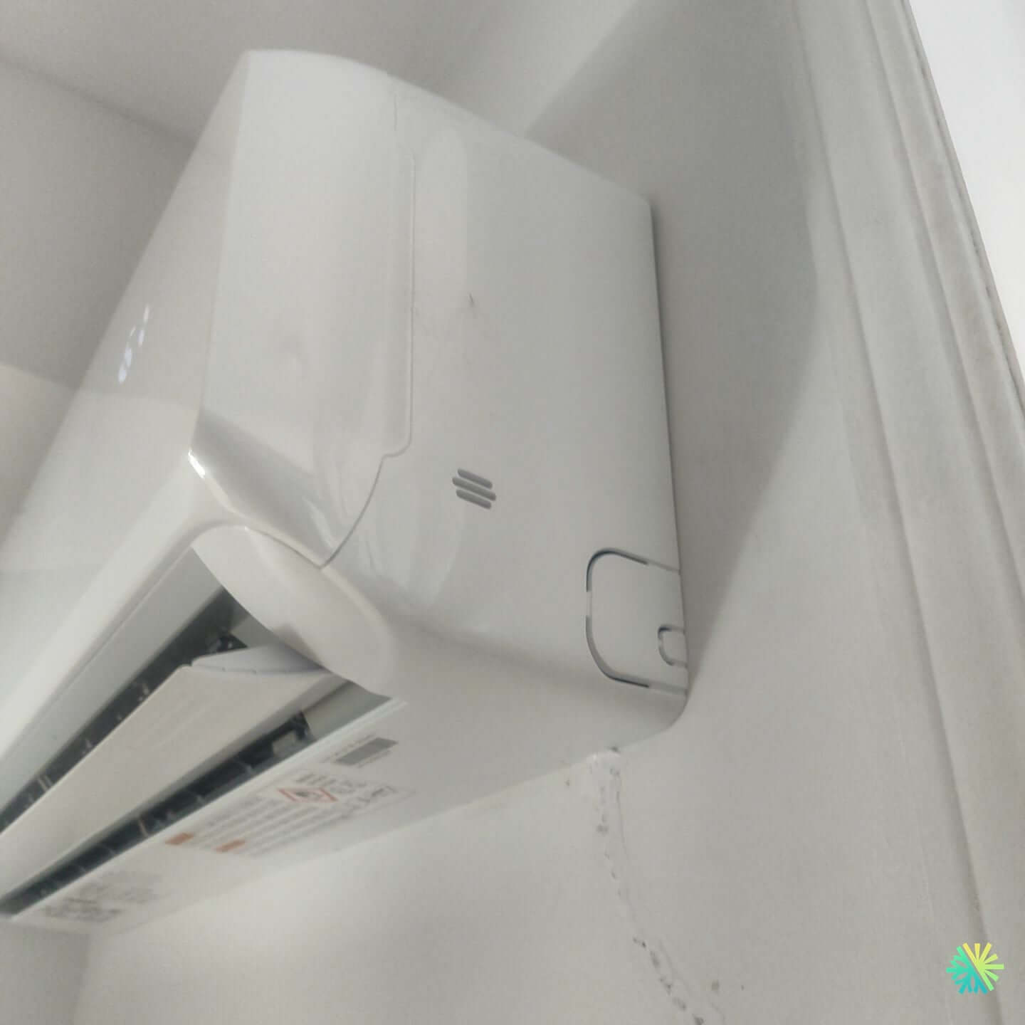 Installation d’une Midea Midea28 thermopompe murale à Rosemont–La Petite-Patrie