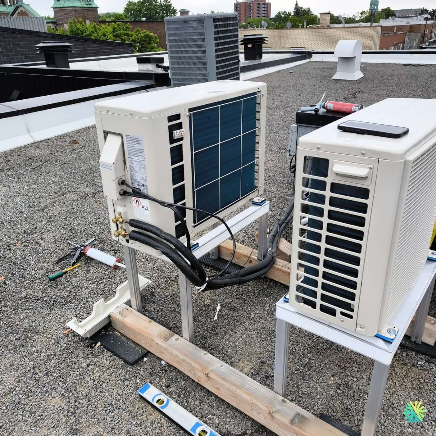 Installation d’une Midea Midea28 thermopompe murale à Villeray–Saint-Michel–Parc-Extension