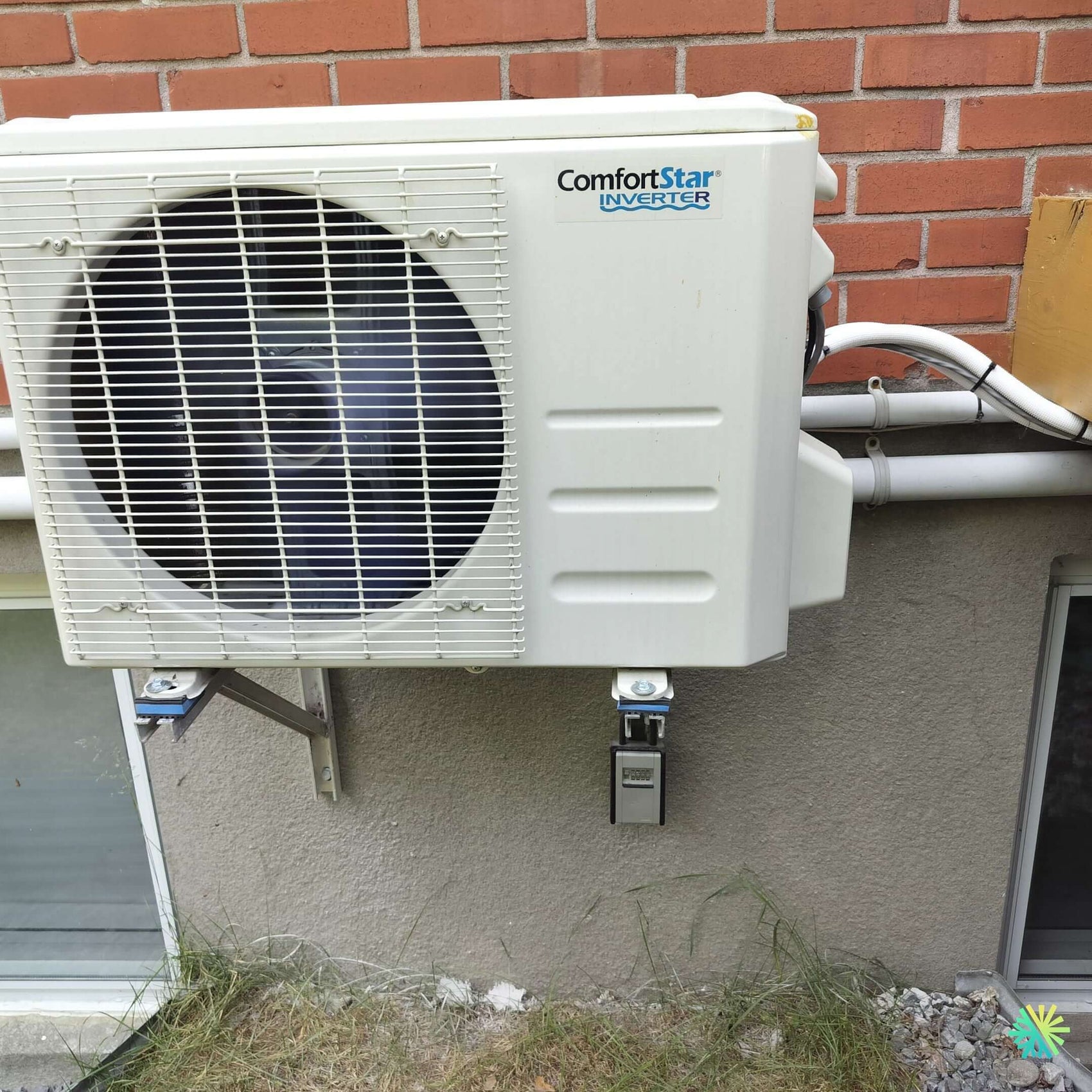 Réparation d’une thermopompe murale ComfortStar à Sainte-Julie