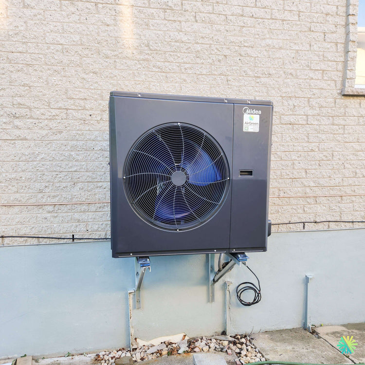 Installation d’une thermopompe centrale MIDEA EVOX G3 3 tonnes à Dollard-des-Ormeaux