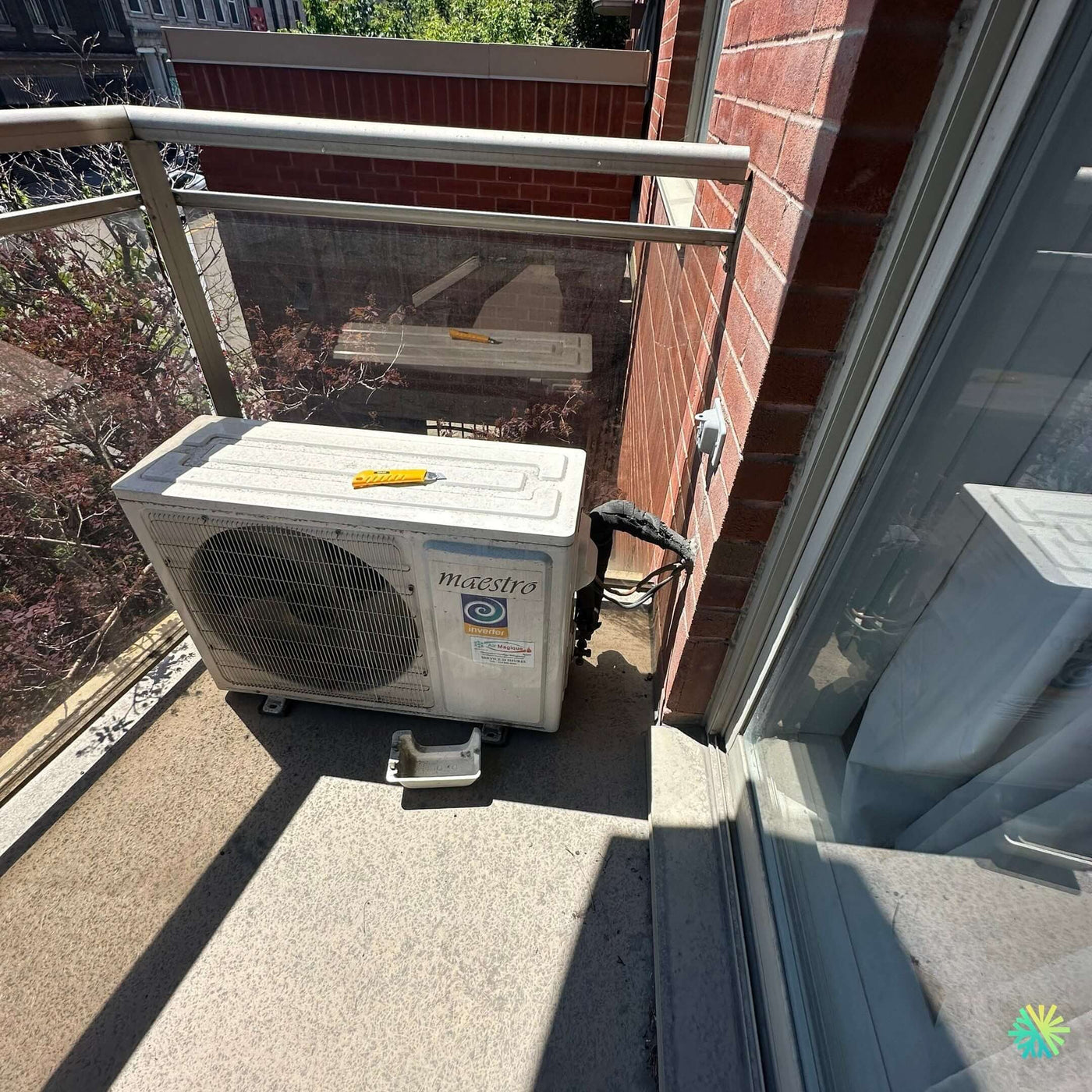 Nettoyage d’une thermopompe murale Maestro à Côte-des-Neiges