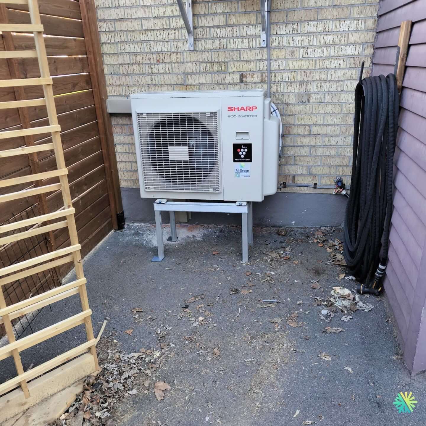 Installation d’une thermopompe murale Sharp ZU1 à Rosemont–La Petite-Patrie