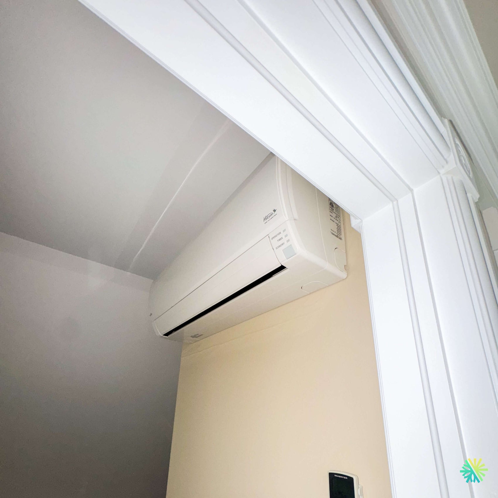 Réparation d’une Thermopompe murale Halcyon à Outremont