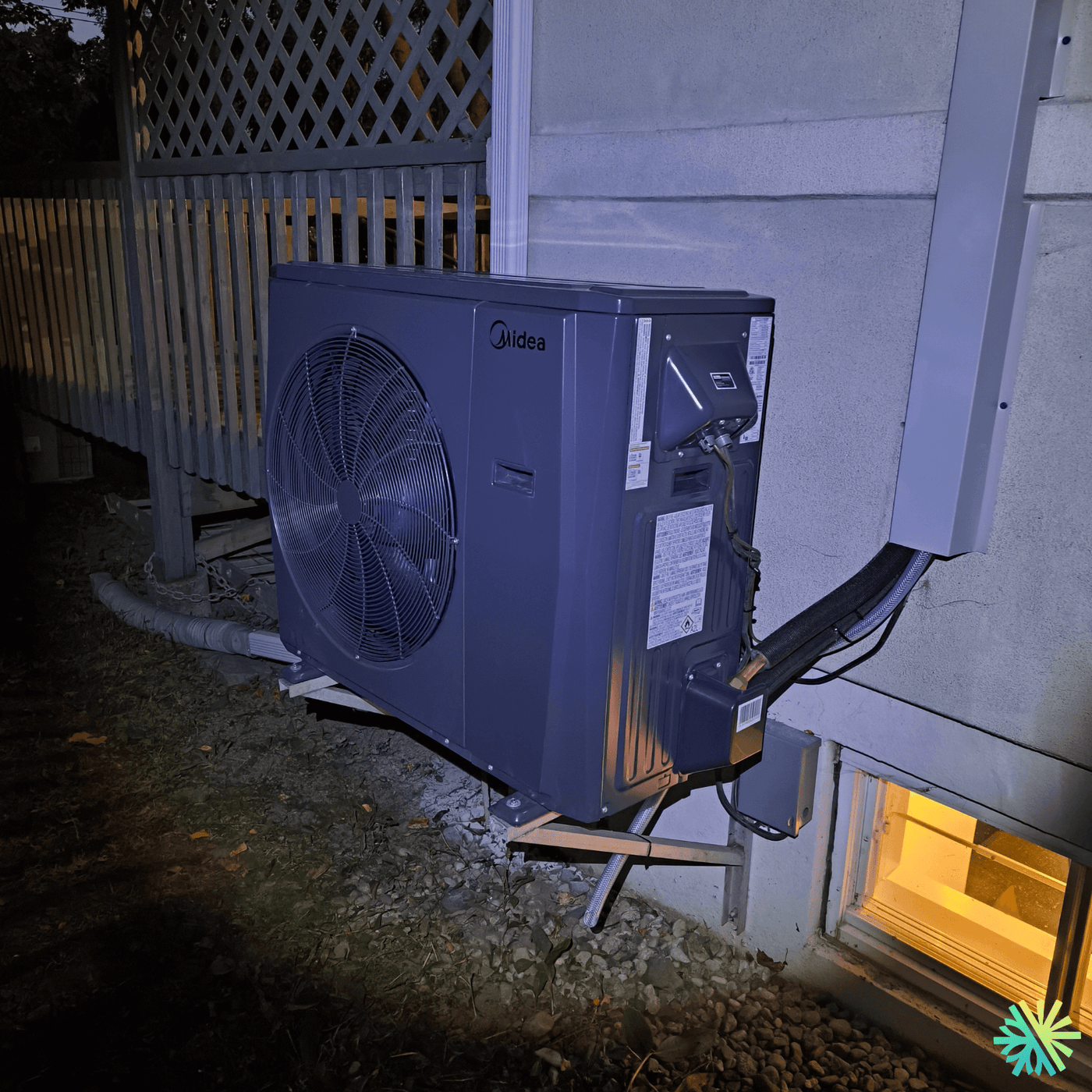 Installation d’une thermopompe centrale Midea à Rosemont–La Petite-Patrie