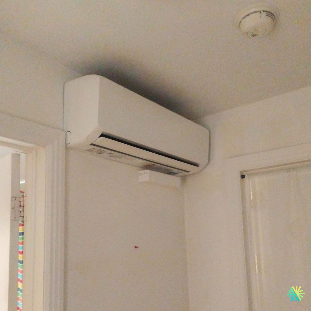 Installation of a GREE CHARMO R32 wall-mounted heat pump in Laval