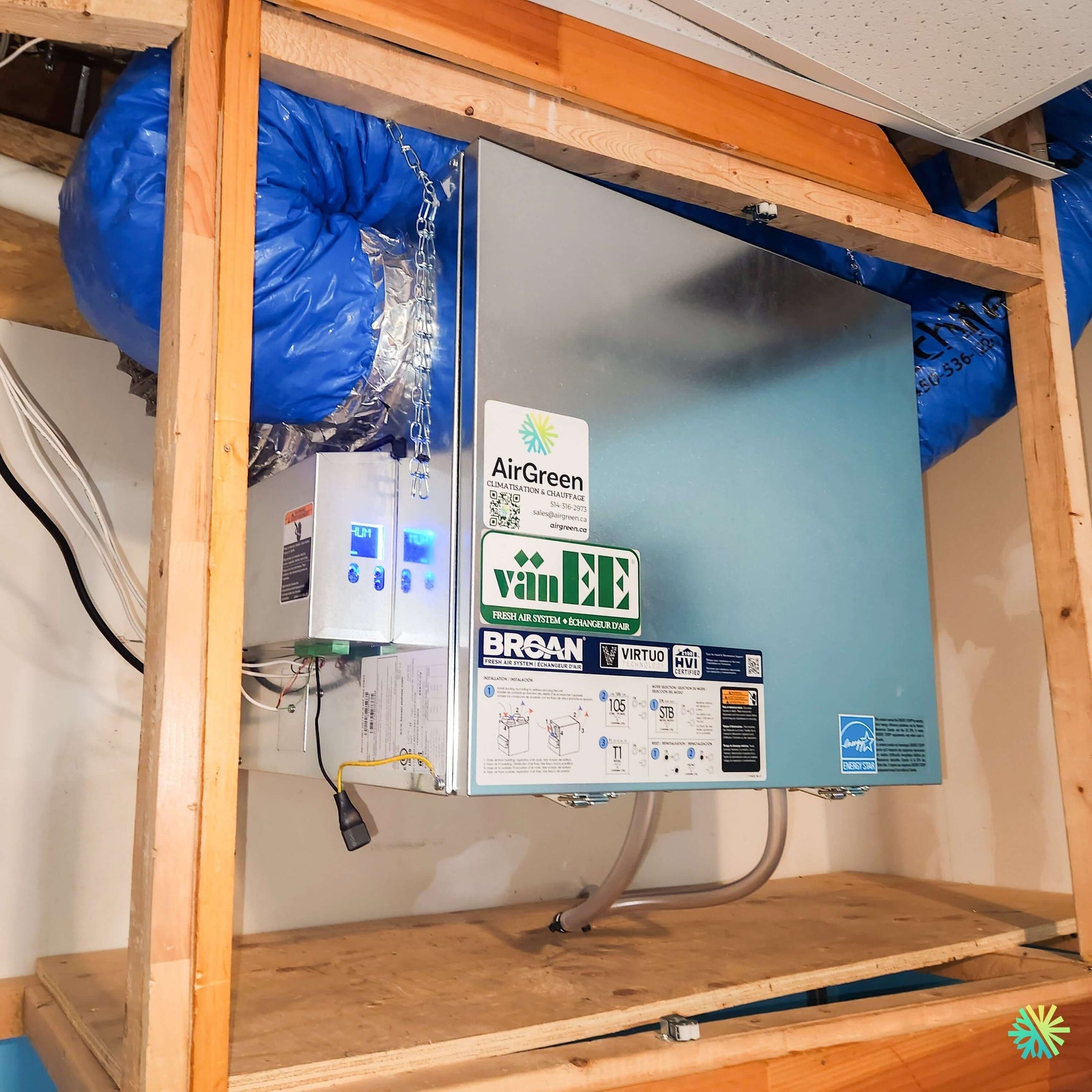 Installation d'un échangeur d'air vänEE V160H75RT (série AI, technologie Virtuo) à Howick, dans le Haut-Saint-Laurent (Montérégie)