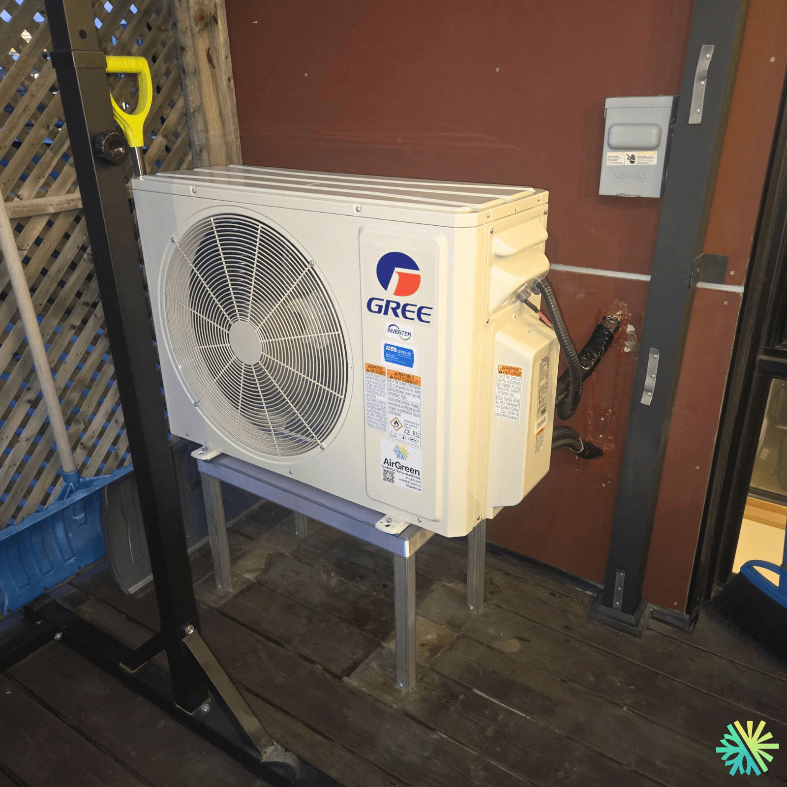 Installation d’une thermopompe Gree FreeMatch dans Le Sud-Ouest (Montréal)