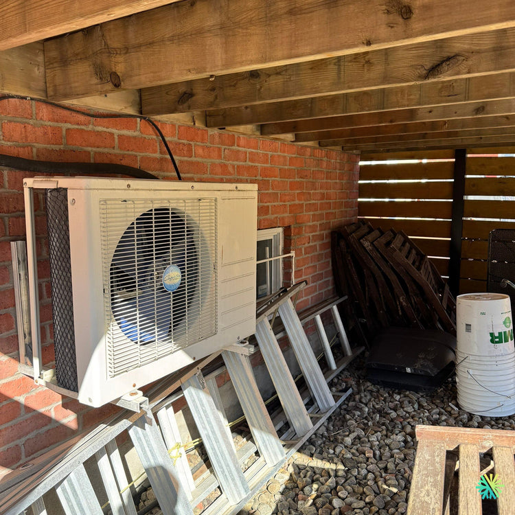 Nettoyage d’une thermopompe murale à Sainte-Thérèse