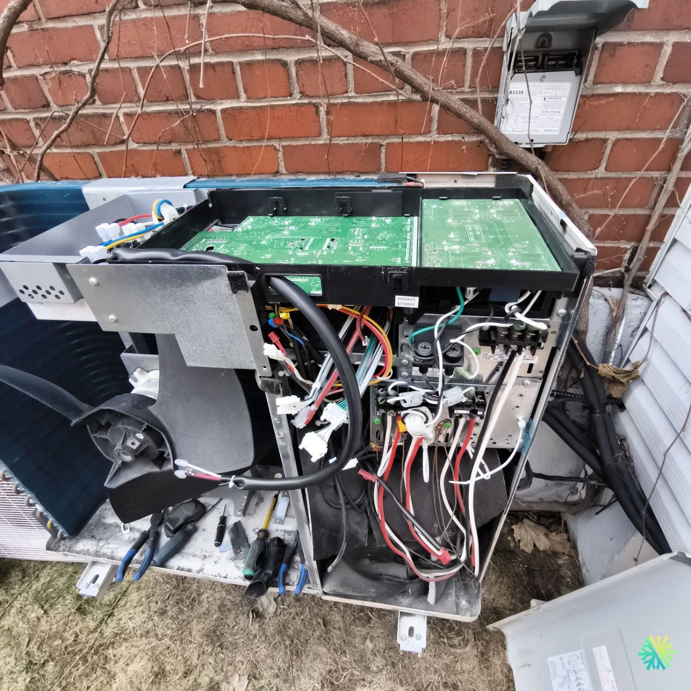 Réparation d’une thermopompe centrale Midea à Rosemont–La Petite-Patrie (Montréal)